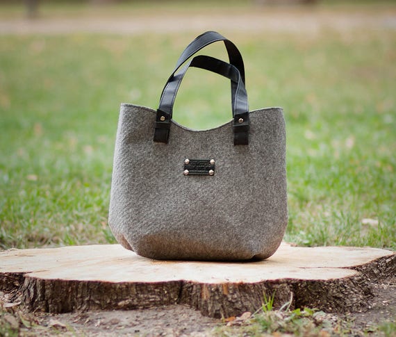 ladies purse shopping