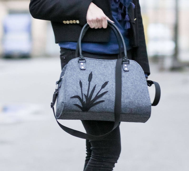 waterproof tote bag with zipper