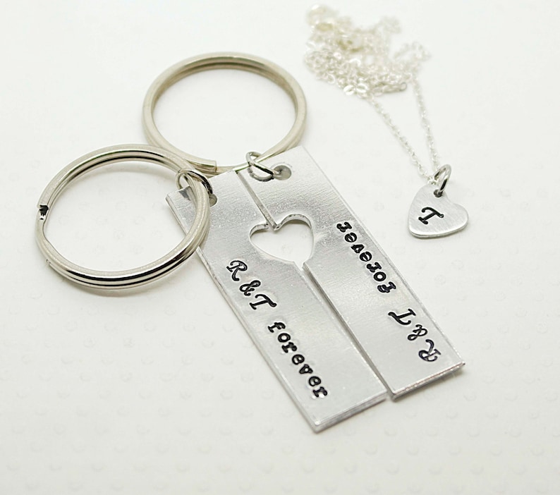 daughters key chain Customize with names Family Heart Keychain Father Mom initials,- Gift for Groom Daddy Husband Friends, Mom