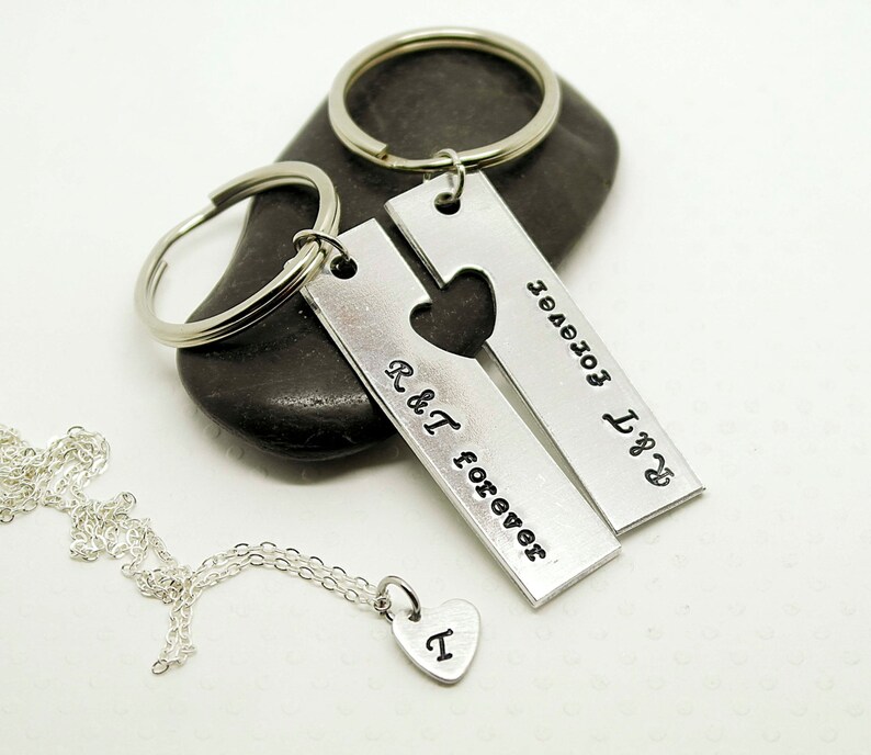 daughters key chain Customize with names Family Heart Keychain Father Mom initials,- Gift for Groom Daddy Husband Friends, Mom