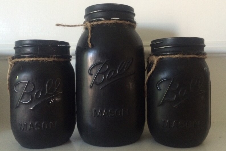 Black Painted Mason Jars. Perfect for a big monumental Etsy