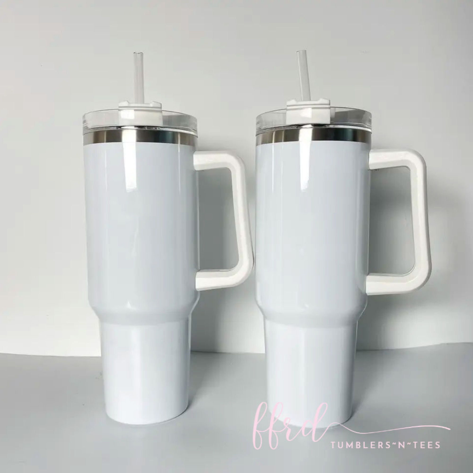 WHITE 40 OZ TUMBLER CUP WITH HANDLE