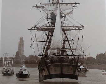 The Endeavour Photograph, Replica Captain Cook Endeavour ship Boston England, Limited edition 1997 large photograph print,