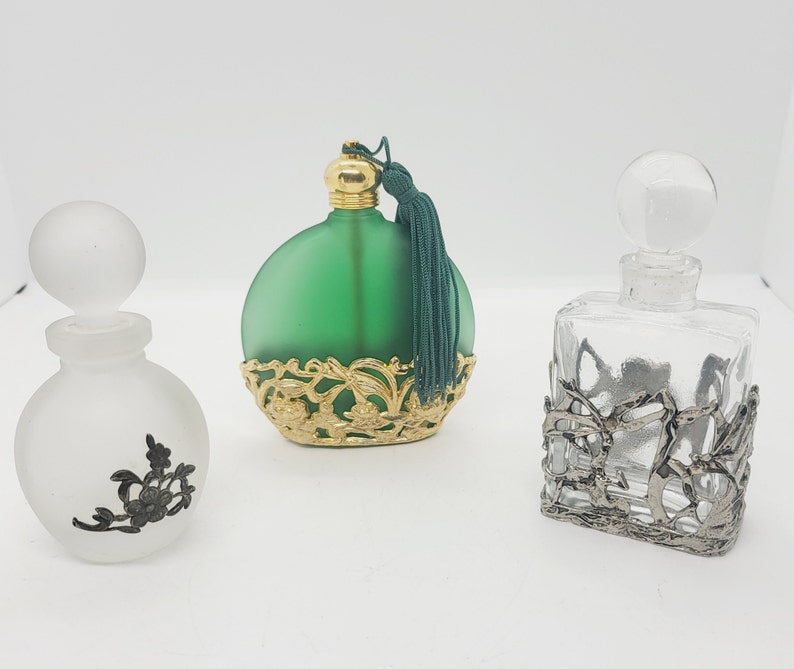 Vintage glass perfume bottle. Various available, choose at checkout.