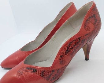 red heels size 5