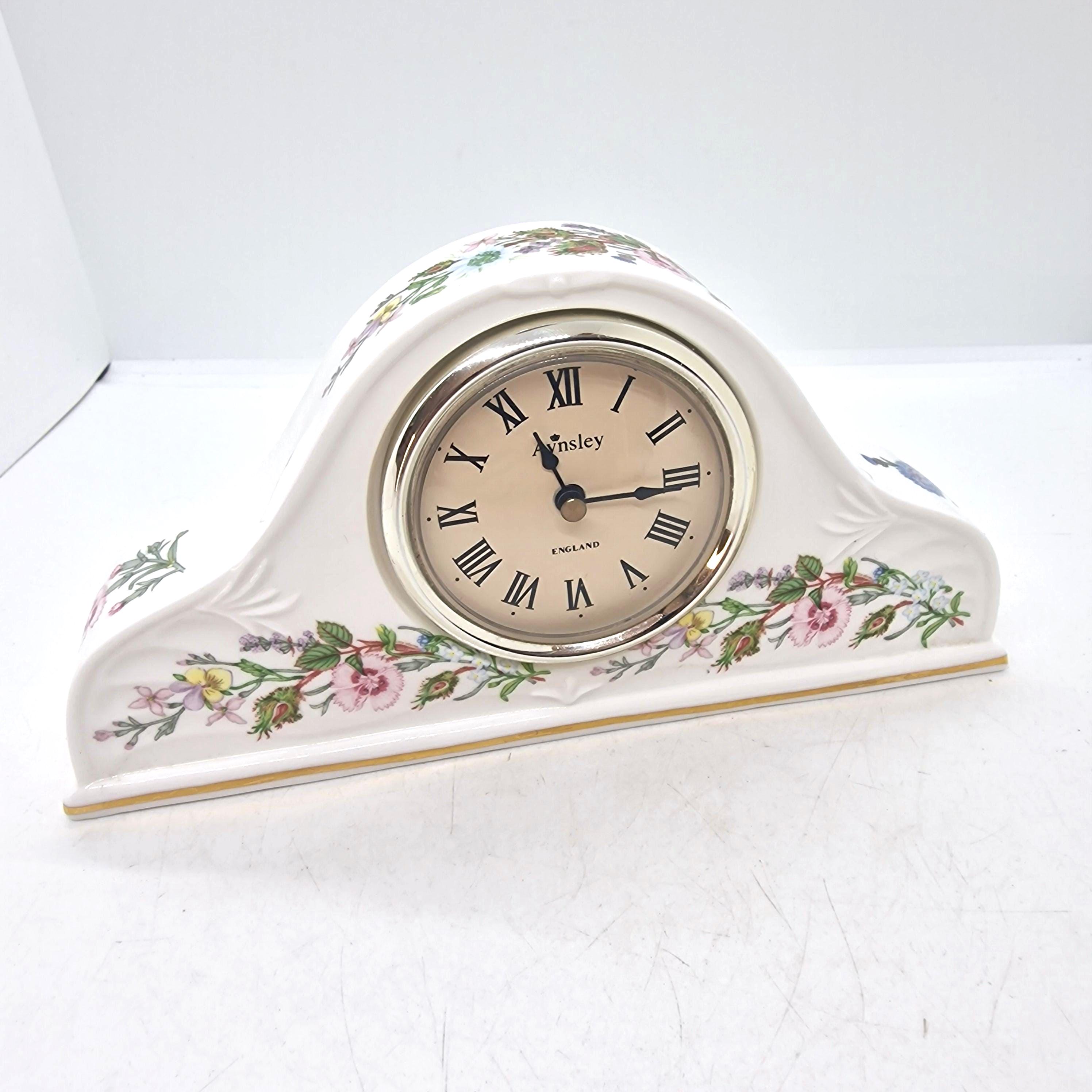 Aynsley アンティーク置き時計 ハンドル付き　動作なし Vintage Aynsley Wild Tudor China Mantle Clock, Gold Gilding, Made