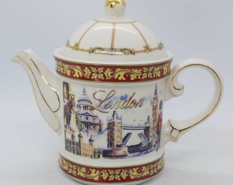 London Pottery Tourist Teapot / Memories O London Collection - Etsy
