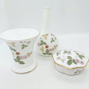 Vintage Wedgwood Wild Strawberry Bone China Vase or Ring Dish