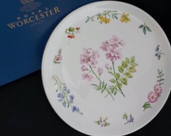Royal Worcester Sandringham 11' Platter, Large Cake Plate, Floral