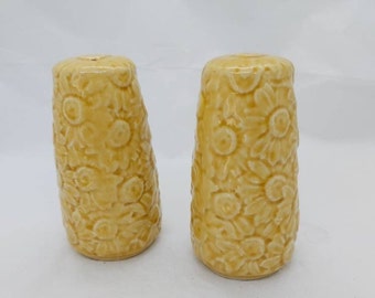 Sunflower salt and pepper shakers, pots, matching condiment set, yellow mid century kitsch kitchen table decor, replacement piece