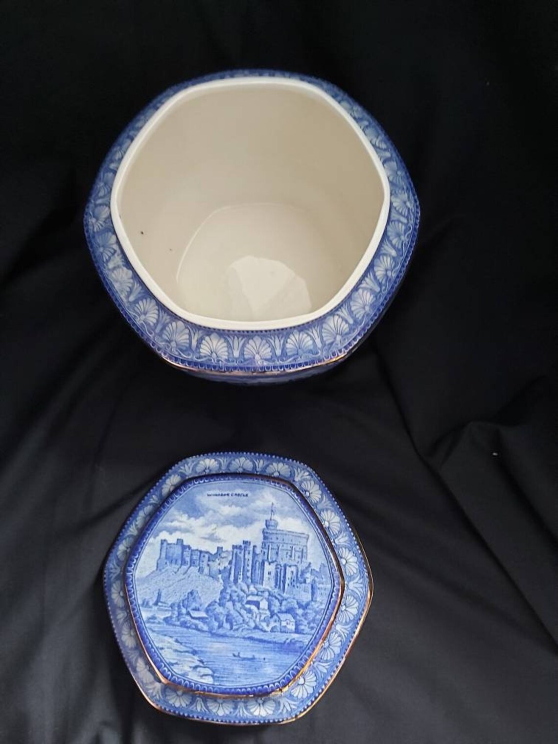 Wade pottery Ringtons porcelain tea caddy. jar Millennium 2000 Etsy