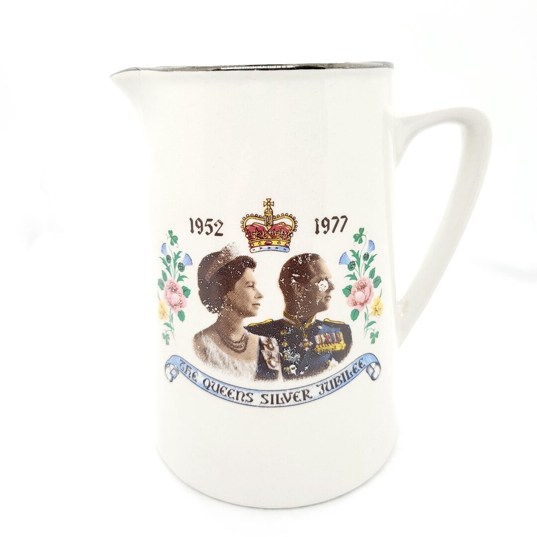 Queen Elizabeth Silver Jubilee Pitcher, Medium Jug, Commemorative ...