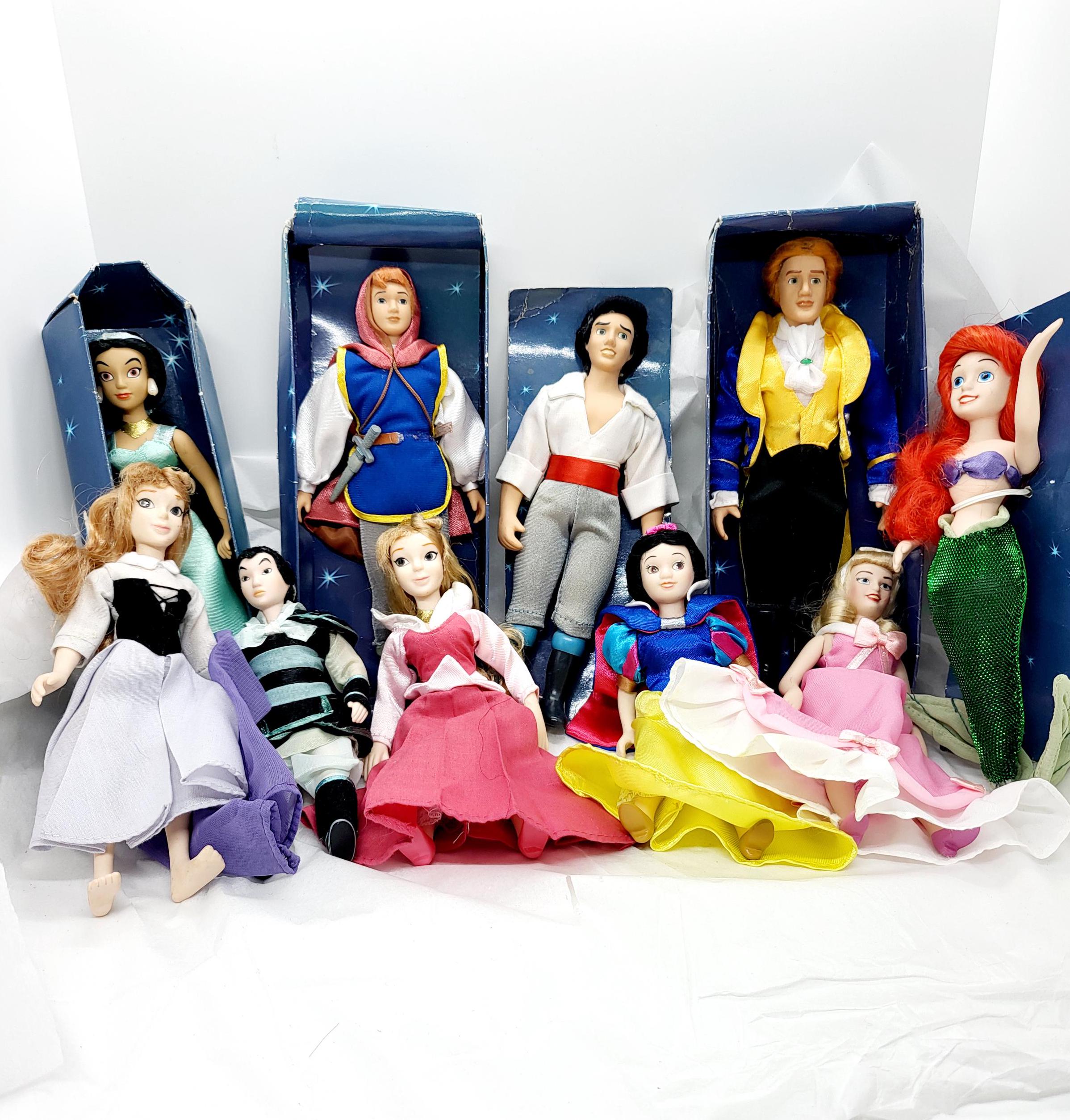Vintage Disney doll, Sleeping Beauty, Cinderella, Princess Jasmine, Prince Mulan, Ariel, Snow White, Eric or Beast, De Agostini collectibles