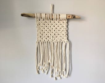 Small Macrame Decor, Macrame Wall Hanging, Modern Macrame, Macrame Wall Art, Christmas Gift Under 50, Nursery Decor, Gift for Her, Christmas