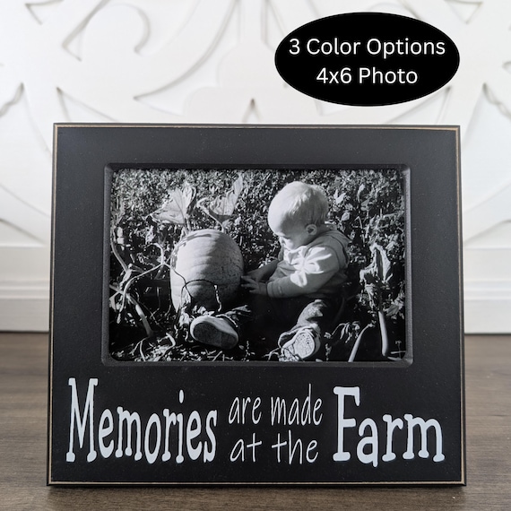 Farm Photo Frame Wall Decor Fall Accent Family Room Shelf Display Rustic Picture Holder Grandma Gift Idea Farmhouse Home Country Theme Barn