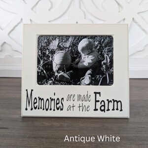 Farmhouse Photo Frame Wall Art Country Barn Style Rustic Home Display Shelf Accent Family Room Styling Vintage Farm Theme Picture Holder Memory Keeper Grandmother Gift Idea Fall Accent Collection Country Home Styling Heritage Display Frame