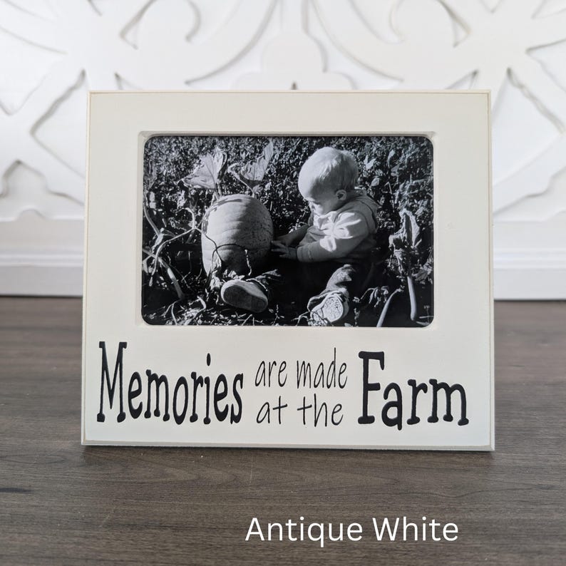 Farmhouse Photo Frame Wall Art Country Barn Style Rustic Home Display Shelf Accent Family Room Styling Vintage Farm Theme Picture Holder Memory Keeper Grandmother Gift Idea Fall Accent Collection Country Home Styling Heritage Display Frame