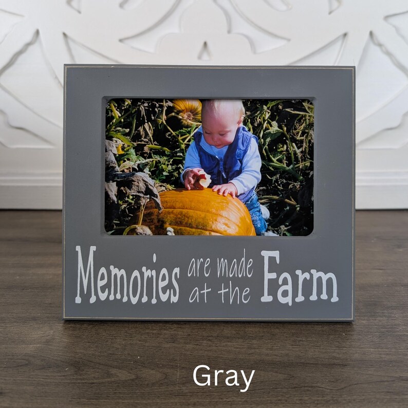 Farm Theme Picture Holder Rustic Photo Frame Family Memory Keeper Country Barn Style Wall Display Shelf Accent Farmhouse Collection Grandmother Gift Idea Vintage Country Home Styling Fall Accent Piece Heritage Display Frame Family Room