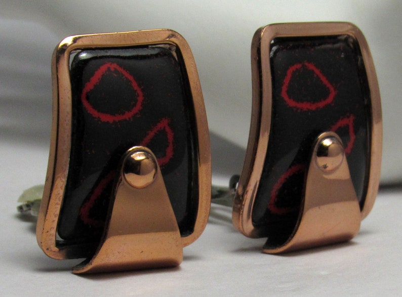 Modernist 1950/'s Vintage MATISSE signed Red /& Black Enamel on Copper Rhomboid Ear Clips Atomic Era Mid Century RARE