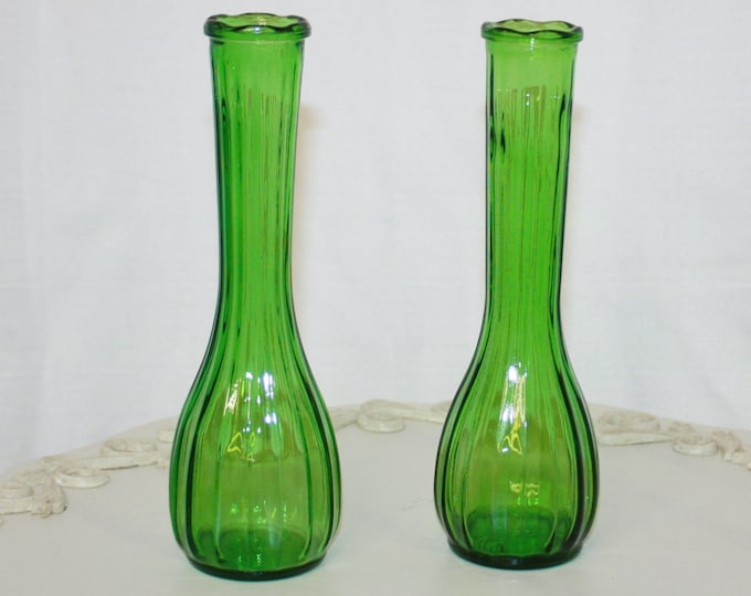 Glass Bud Vases, Green Glass Flower Vases Set of 2, Ribbed Florist Vases