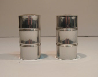 Vintage Retro Silver Metal Salt and Pepper Set