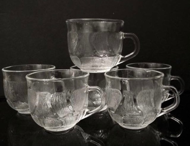 6 vintage clear glass punch luncheon tea coffee cups flower petal scallopped rim 