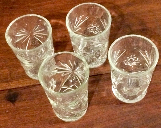 Prescut Juice Glasses by Anchor Hocking-Star of David, Flat Juice Glass, Prescut Clear Drinking Glasses