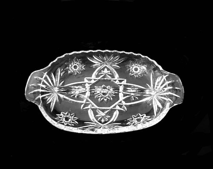 Prescut Clear Glass Relish Tray, 2 Part Relish Dish by Anchor Hocking, Pressed Star & Fan Pattern, Glass Serving Plate, Oval Divided Plate