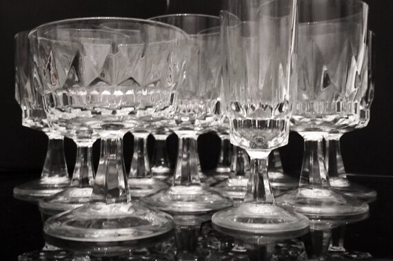 Artic Arcoroc Glassware Arcoroc France Champagne Glasses Water Etsy