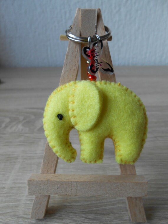 Items similar to Elephant keyring on Etsy