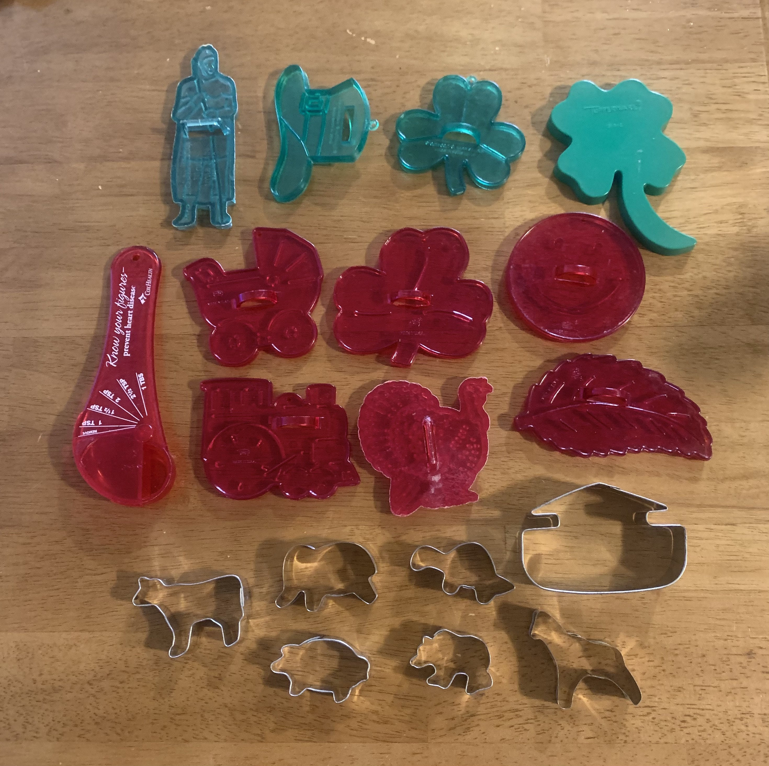 Valentines Day Cookie Cutters Pack Plastic Vintage Baking 80s 90s