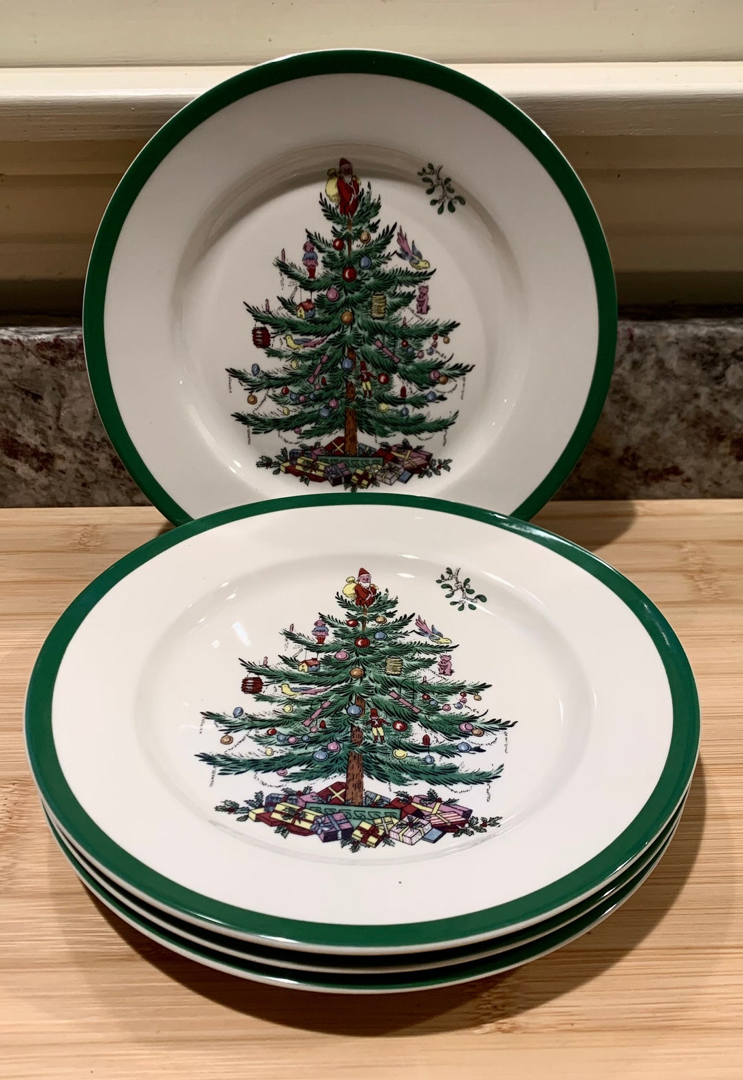 Lot/4 Spode CHRISTMAS TREE Salad or Dessert PLATES 73/4 Santa Tree