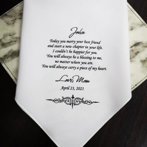 息子へのパーソナライズされた結婚式用ハンカチ、お母さんからの贈り物、結婚祝いの贈り物、結婚の瞬間、クラシックなハンカチ、結婚式、MM1109