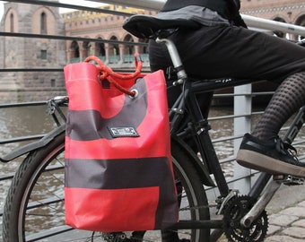 Upcycling bicycle bag | Shopper »FM-1« made of mesh tarpaulin and climbing rope