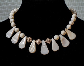 Mother of pearl and silver necklace, white necklace, shell necklace, vintage silver beads
