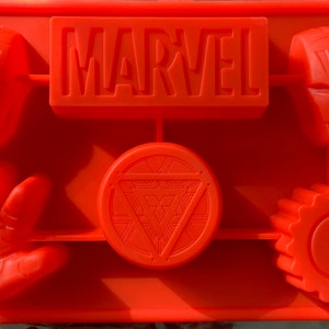 Stampo supereroe grande stampo hulk e altro