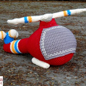 Pattern Helicopter amigurumi. By Caloca Crochet image 1