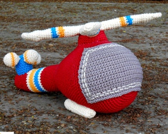 Pattern Helicopter amigurumi. By Caloca Crochet