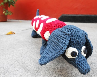 Pattern Sausage dog Dachshund amigurumi. By Caloca Crochet