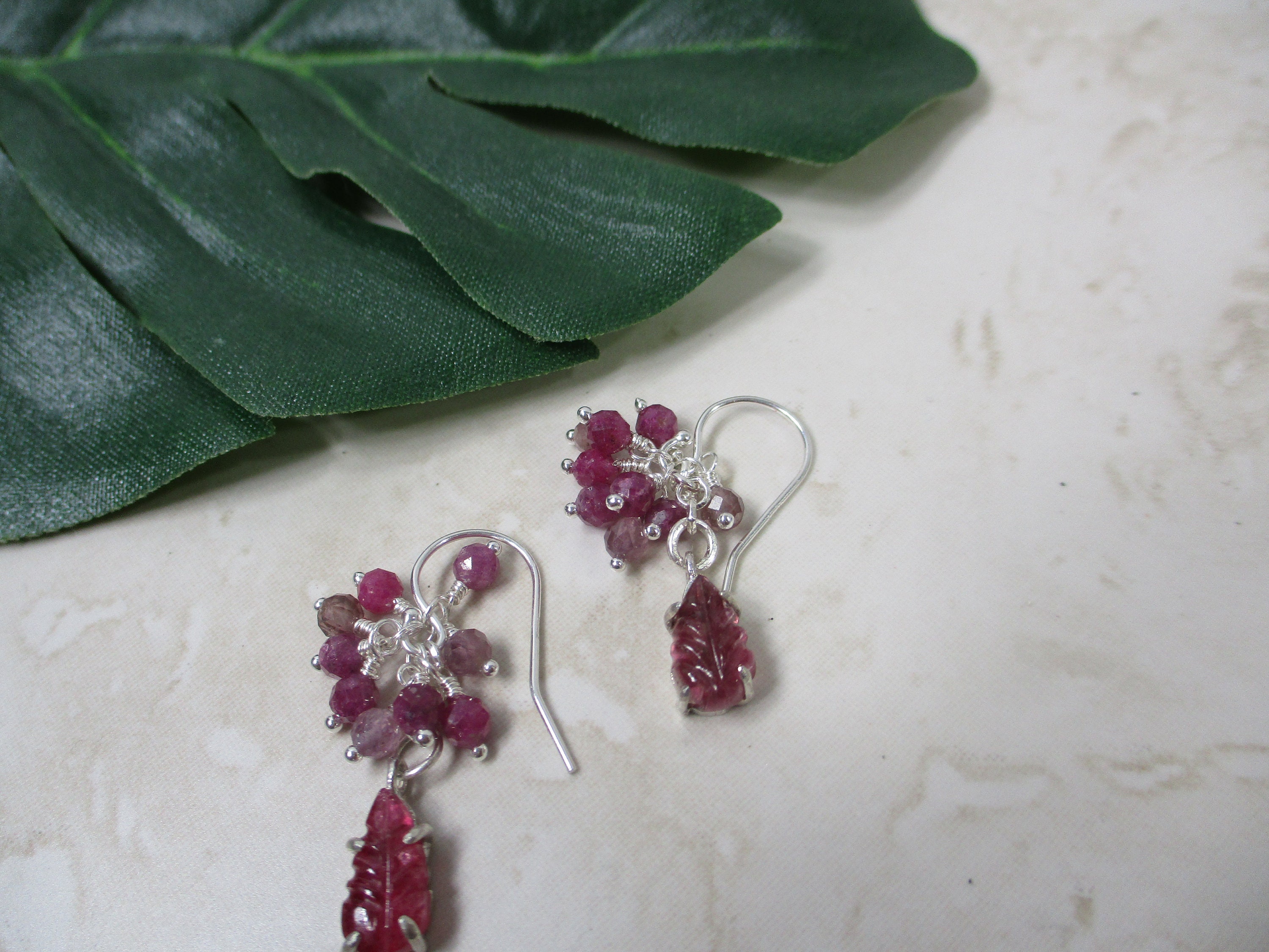 Boucles D'oreilles En Argent Fin Avec Préhnite, Tourmaline Et Spinelle Rose - Modèle 2259 - Neuf Avec étiquettes