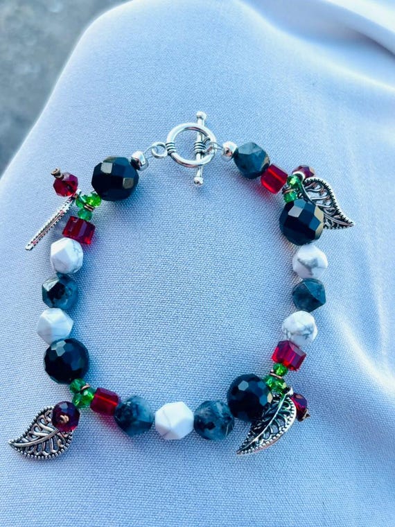 Handmade Beaded Bracelet, White and Gray Jewelry, Handmade Jewelry, Gift For Mother, Gift For Daughter, Gift For Her, Gift For Grandmother