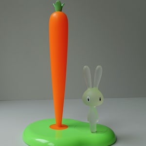 Versão vintage da primeira edição Alessi cenoura e coelho porta-toalhas de papel de cozinha de plástico Stephano Giovannoni Design alegre e lúdico