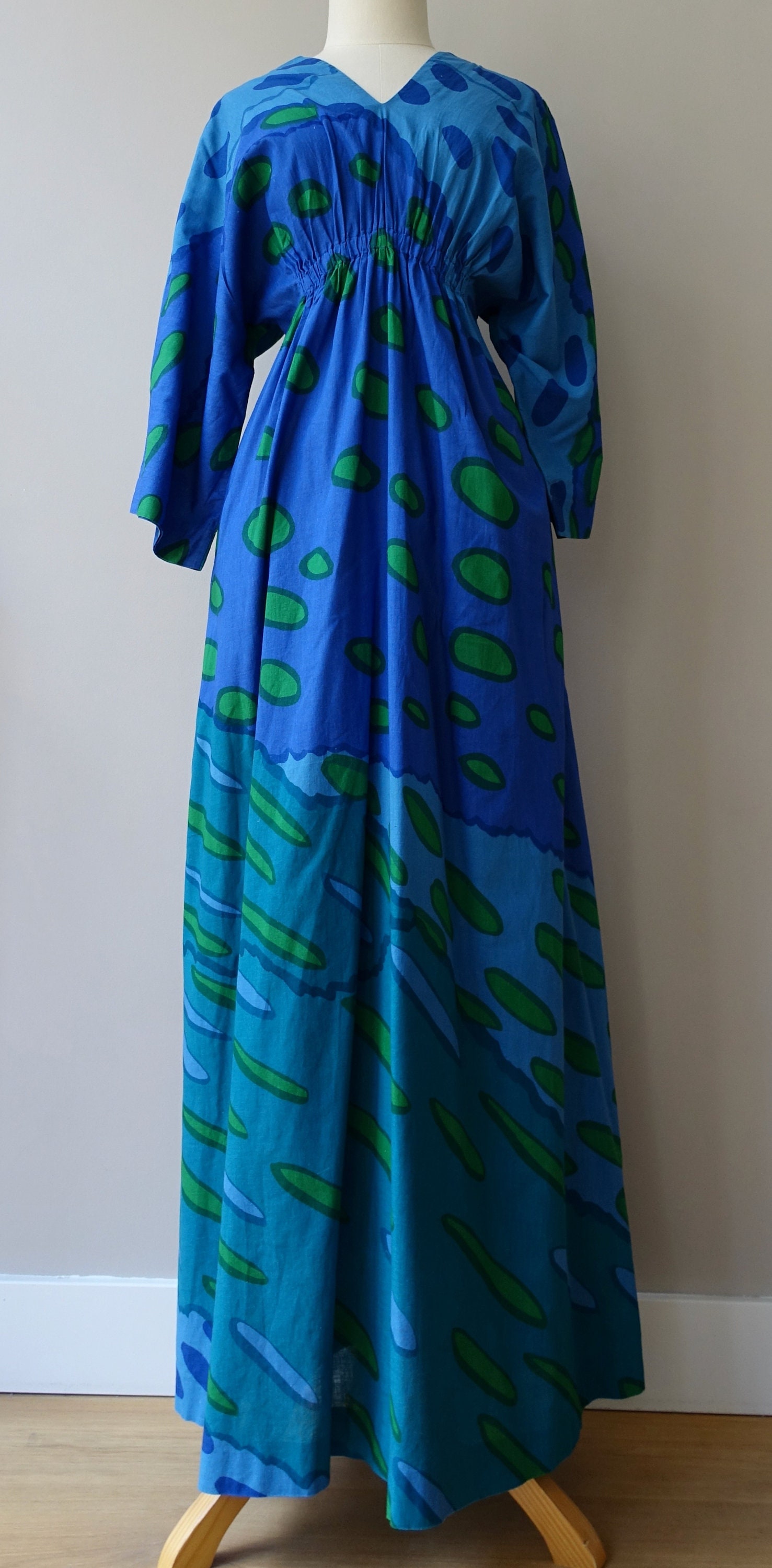 Vintage 1975 Marimekko Long Elegant Tropical Summer Dress Vintage 1975 Marimekko Long Elegant Tropical Summer Dress