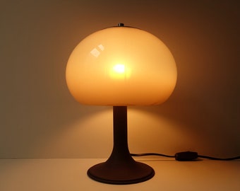 W614 vintage Herda Amsterdam mushroom desk table lamp peanut brown acrylic semi transparent shade Dutch design mid century beige