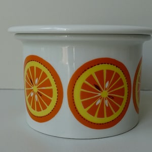 As new condition vintage Arabia Pomona marmalade storage pot with lid Raija Uosikkinen orange appelsiini Finland