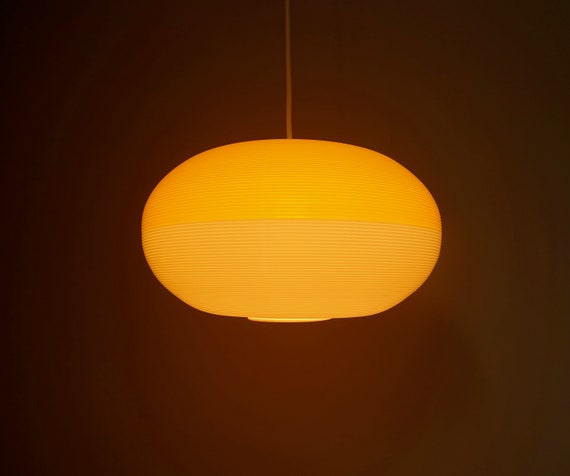 Very Pretty Yellow White Bi-color Oval Shaped Light-weight Very Pretty Yellow White Bi-color Oval Shaped Light-weight