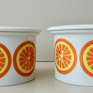 PER PIECE 2 x very good condition vintage Arabia Pomona marmalade storage pot with lid Raija Uosikkinen orange appelsiini Finland