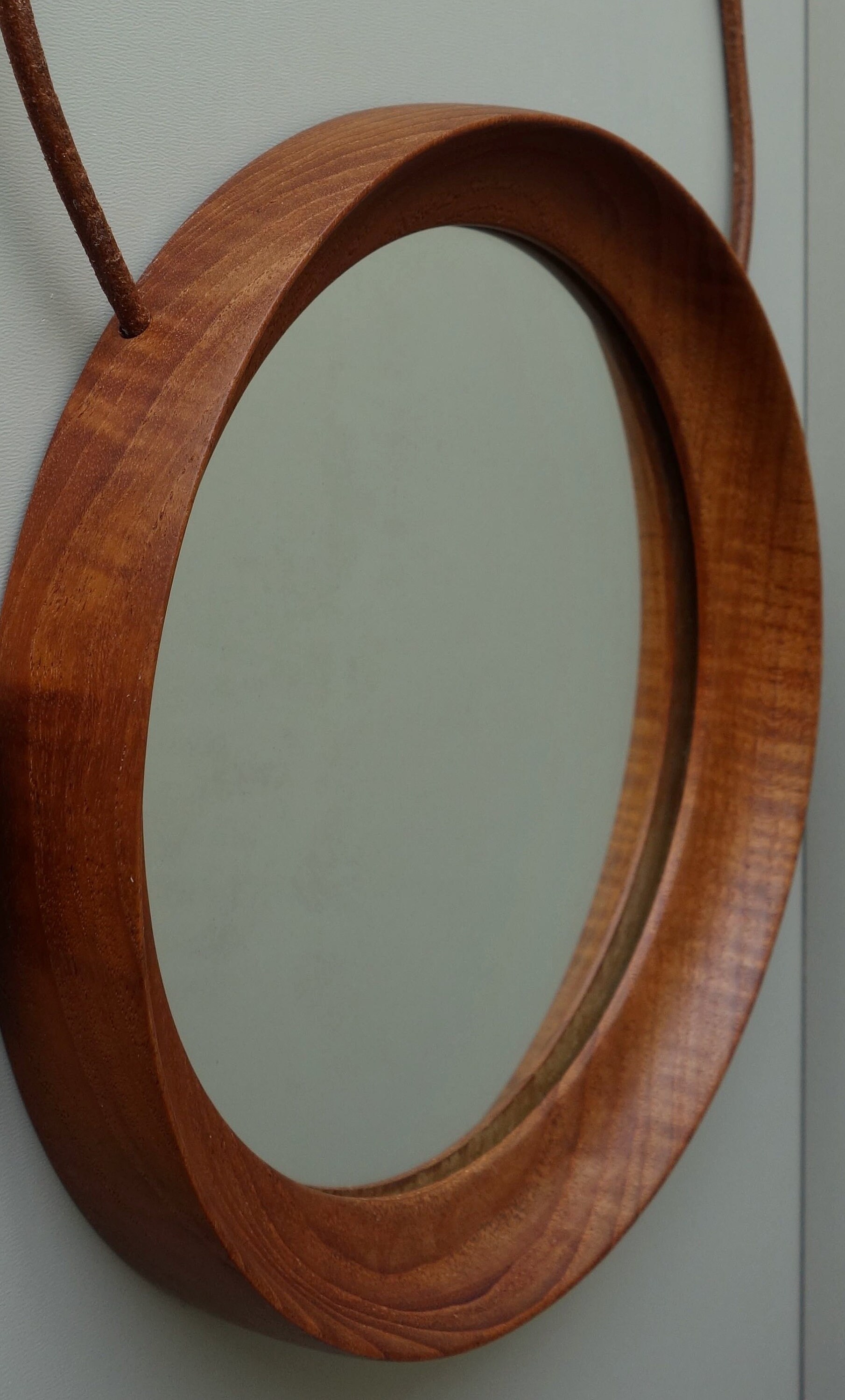 Espejo redondo 100cm marco de madera teka