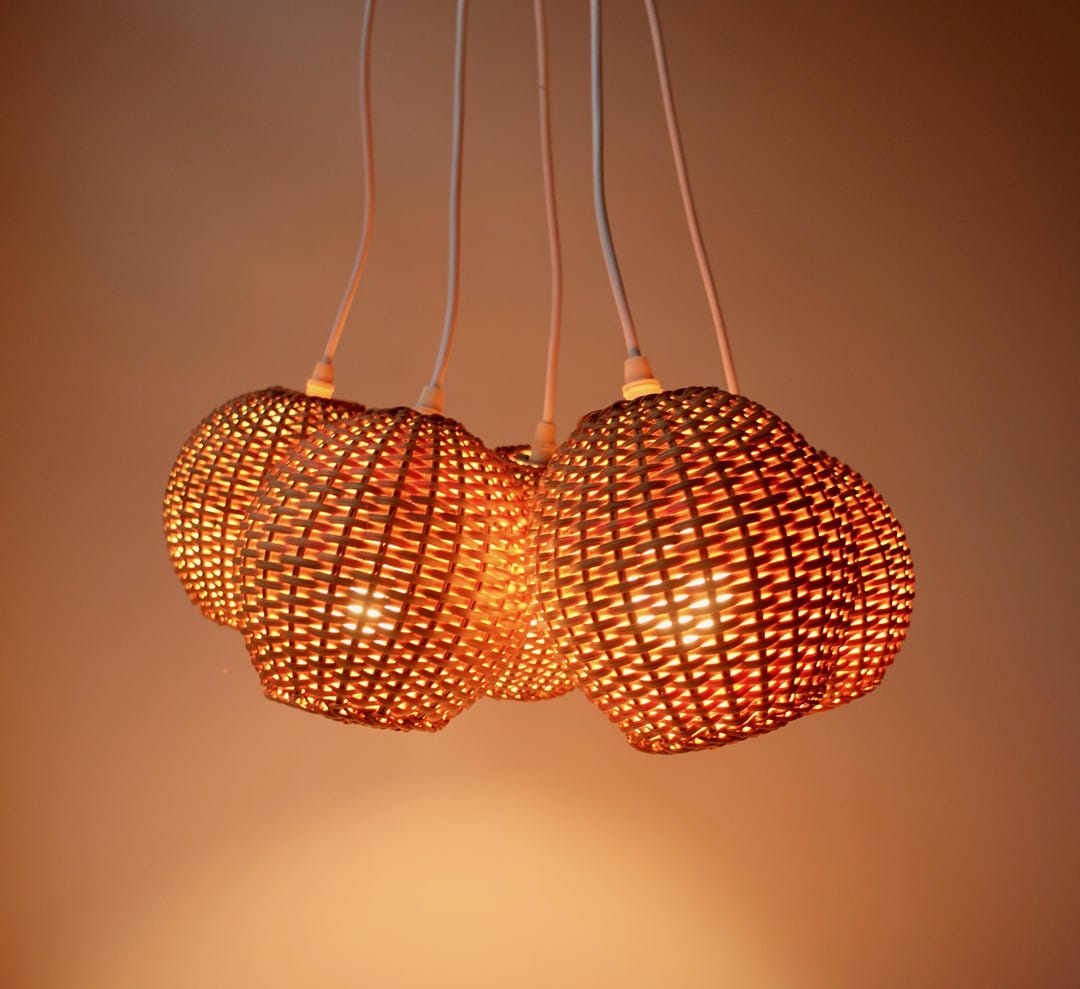 Wicker Reed R Woven Rattan Wicker Reed Vintage Cascading 5 Light Vintage Light-weight ...