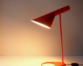 Rarity 1982 orange custom edition Louis Poulsen for Siemens Denmark Arne Jacobsen AJ table desk light lamp mid century modern design